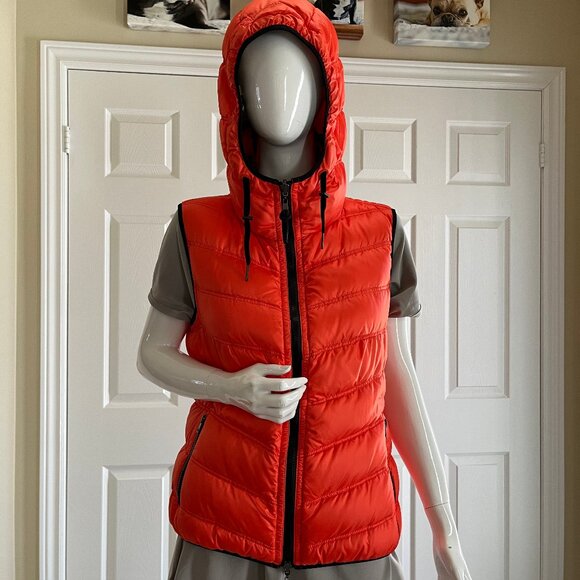 Marc Cain Reversible Down Vest - size N4 / Medium - Picture 4 of 16